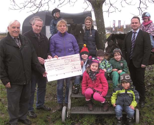 Die Spende wird zur Finanzierung des „Therapeutischen Reitens“ verwendet. Privat