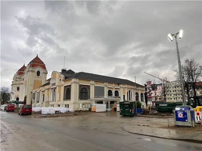 Spielbank zieht in den Bahnhof Die Spielbank in Bad Neuenahr einige Wochen nach der Flut. Foto: ROB