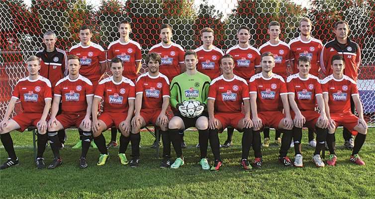 Die Spieler der 1. Mannschaft der SG Maifeld. privat