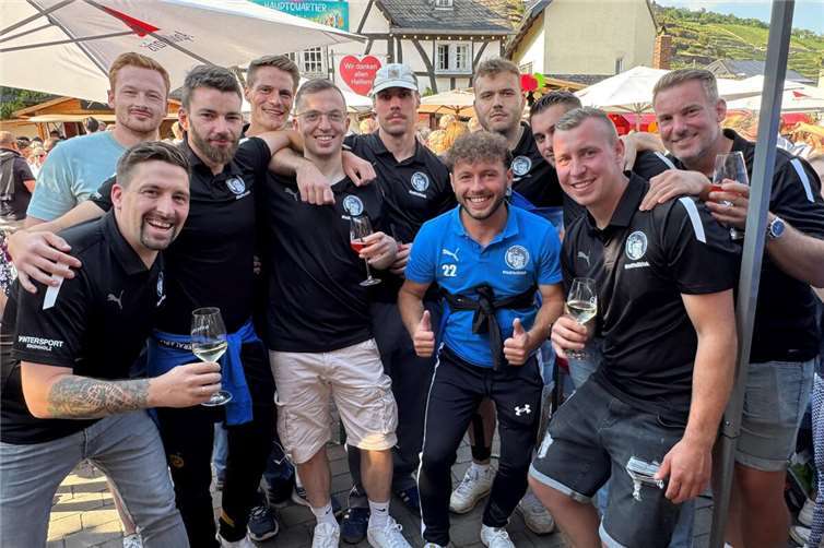 Die Spieler der SG Bachem/Walporzheim. Foto: SG Bachem/Walporzheim