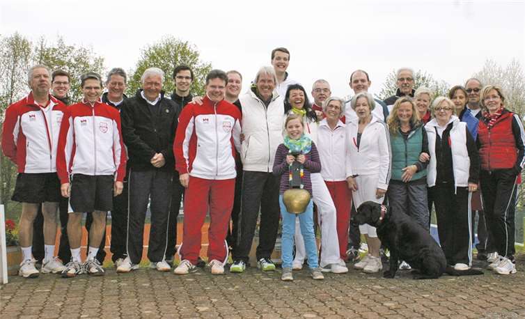 Die Spieler des Eröffnungsturniers. privat