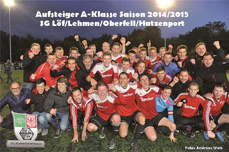 Die Spieler triumphieren über ihren Erfolg. Andreas Walz