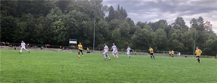 Die Spieler von Lokomotive Montabaur gewannen das Spiel gegen die SG Freirachdorf/Selters/Maxsain.