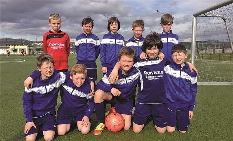 Die Spieler von links oben nach unten rechts unten: David Hering, Bodo Horvarth, Elia Roth, Julian Schmidgen, Marius Klemm, David Seninger, Niklas Dahlmann, Jan Mirizzi, Meikel Jabaly und Julius Pauly.Hering