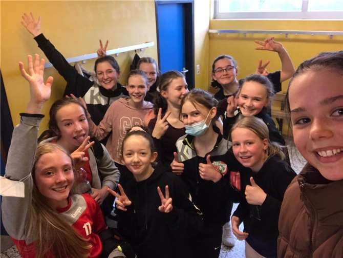 Die Spielerinnen der JSG hatten allen Grund zum Jubeln. Foto: privat