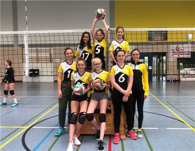 Die Spielerinnen der weiblichen Jugend U13: Hintere Reihe (v. l.): Zümra Issenin, Dilay Beydemir, Jule Wolf; Vorne (v. l.): Judith Kloft, Karina Klum, Jule Saxenhammer, Greta Pracht, Marie Kuch.Foto: SC Ransbach-Baumbach