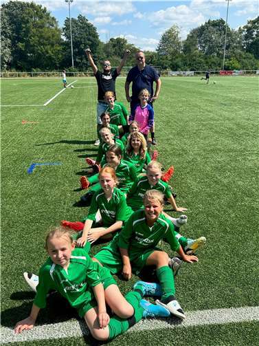 Die Spielerinnen schnitten klasse bei ihrem ersten Turnier ab. Foto: SG Freirachdorf/Wienau