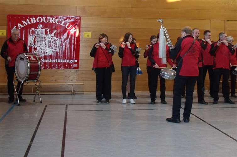 Die Spielfreunde Niederlützingen machten den Anfang.he
