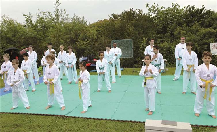 Die Sportart Taekwondo konnte sich hier jeder ansehen und verstehen.
