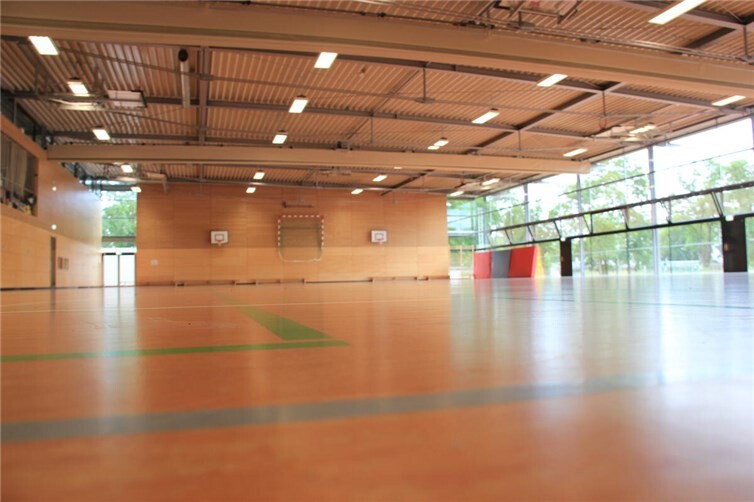 Die Sporthalle des PJG wurde als erstes wieder in Ordnung gebracht. Foto: GS
