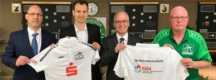 Die Sportkegler Münstermaifeld freuen sich über Robert Heinchens (2. v. l.) Rückkehr. privat