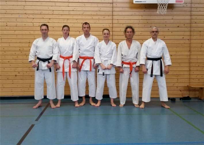 Die Sportler erlernten bei dem Lehrgang neue Techniken und Kombinationen.privat