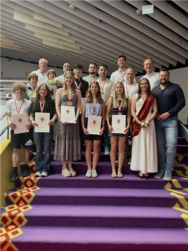 Die Sportlerinnen und Sportler wurden in diesem Jahr in der Stadthalle Lahnstein ausgezeichnet. Fotos: Mira Bind / Stadtverwaltung Lahnstein