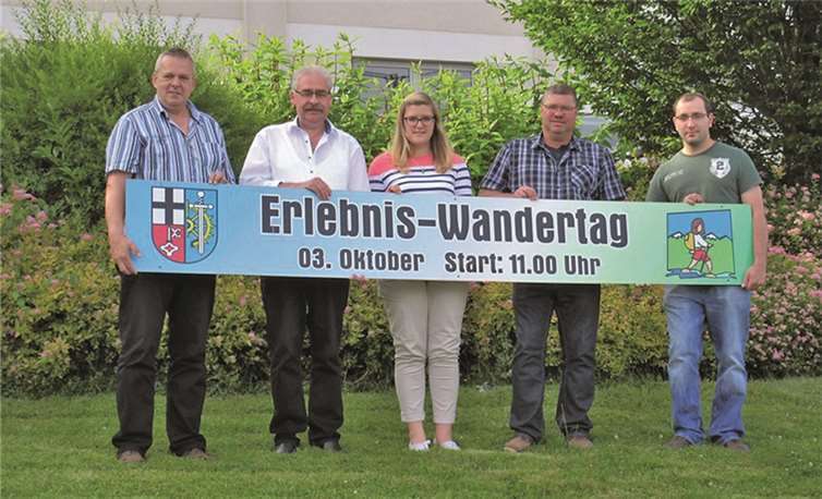 Einladung zum Erlebnis-Wandertag Die St. Hubertus Schützenbruderschaft Steinshardt und die Gemeinde St. Katharinen laden zum diesjährigen Erlebnis-Wandertag nach Steinshardt ein.privat