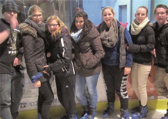 Die St. Sebastianus Schützenbruderschaft Alken im Neuwieder Eislaufstadium.Privat