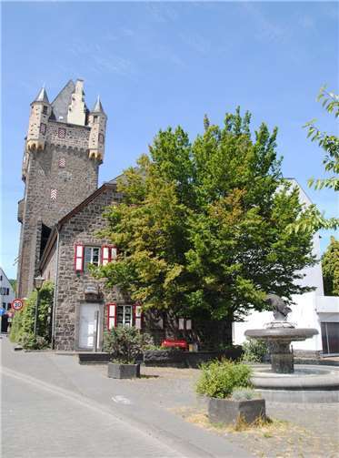 Die Stadtbücherei Mayen im Theodore-Dreiser-Haus am Obertor. Foto: Jasmin Alter/Stadt Mayen
