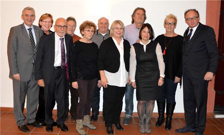 Die Stadtspitze und der Personalrat haben die Dienstjubilare geehrt und langjährige Mitarbeiter in den Ruhestand verabschiedet. Stadt Andernach