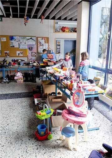 Die Standbetreiber bei der Arbeit.privat