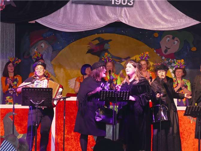 Die Stauseemücken in Aktion.