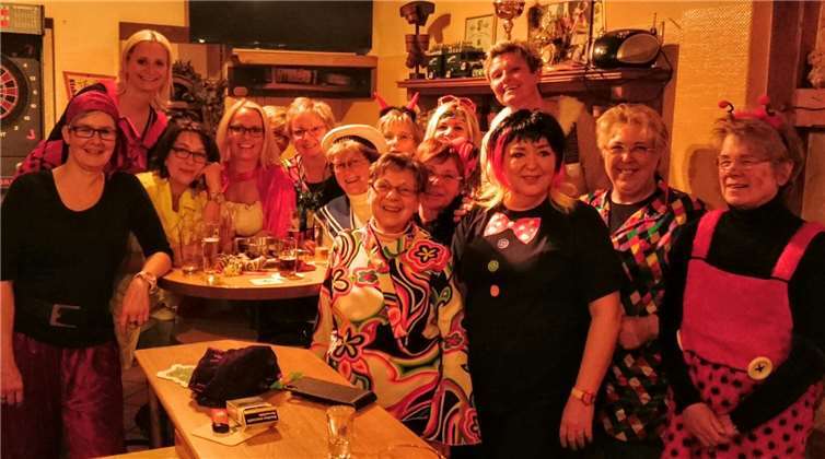 Die Steimeler Scheuerbotzen hatten viel Spaß beim Start in die fünfte Jahreszeit. privat