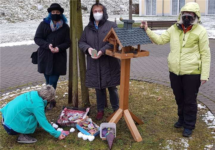 Die Steine sollen im Garten des Maternusstifts ihren festen Platz finden und möglichst ein Lächeln in die Gesichter der Senioren zaubern. Foto: privat