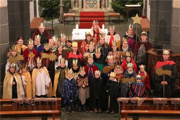 Die Sternsinger der Pfarrgemeinden St. Cyriakus und St. Genovefa Mendig.