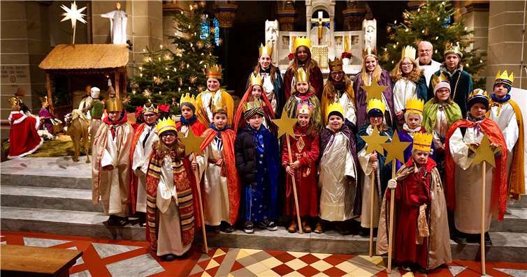 Die Sternsinger in der Rosenkranzkirche.  Fotos: KG