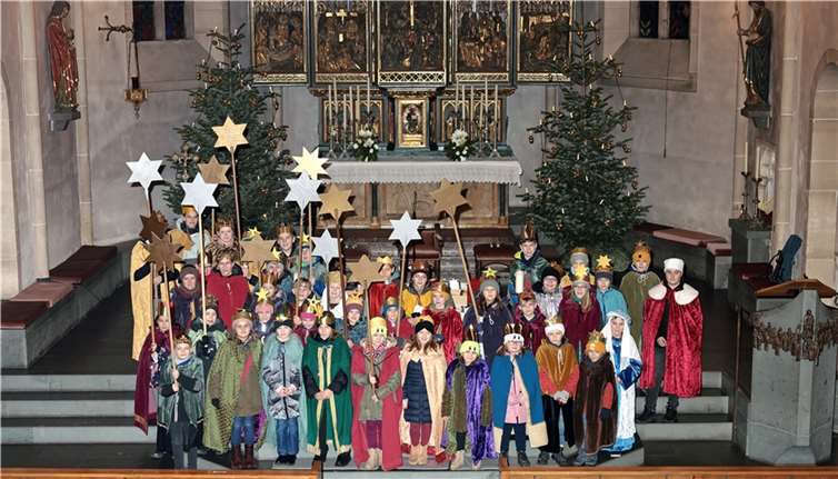 Die Sternsinger sind bundesweit unterwegs, um den Segen Gottes zu den Menschen zu bringen.  Foto: Werner Dreschers
