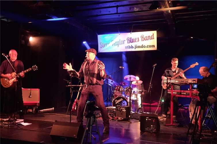 Die Steve TaylorBlues Band begeisterte in der Koblenzer Kulturfabrik. Foto:HE