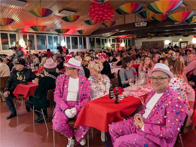 Die Stimmung des Publikums war sehr ausgelassen und voller Vorfreude. Fotos: KS