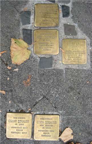 „Unsere jüdischen Nachbarn“ Die Stolpersteine in Neuwied halfen den Schülern dabei, mehr über ihre jüdischen Nachbarn zu erfahren. Privat