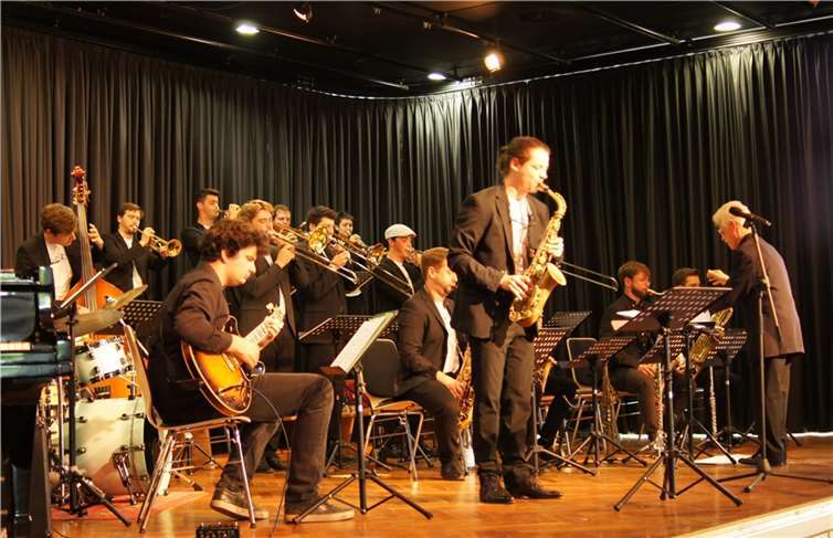 Die Stommel Stiftung in Urbar lädt ein zum diesjährigen Frühjahrs-Konzert der Phoenix Foundation - LandesJugendJazzOrchester Rheinland-Pfalz.  Foto: Stommel Stiftung