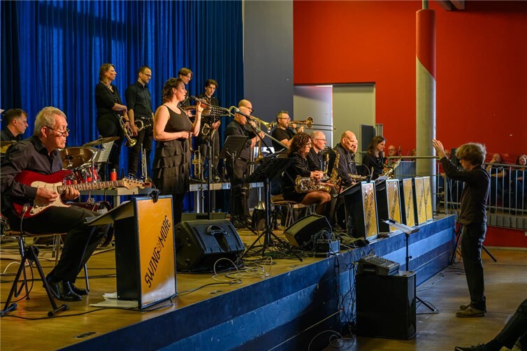Die Stommel-Stiftung in Urbar präsentiert am 09.11.2025 ein Konzert der Koblenzer Bigband „Swing and More“ in der Bürgerhalle in Urbar. Foto: privat