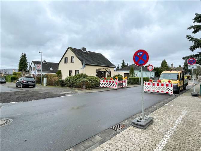 Die Straße „Auf dem Ebenfeld“ musste kurzfristig voll gesperrt werden. Foto: Stadtwerke Neuwied