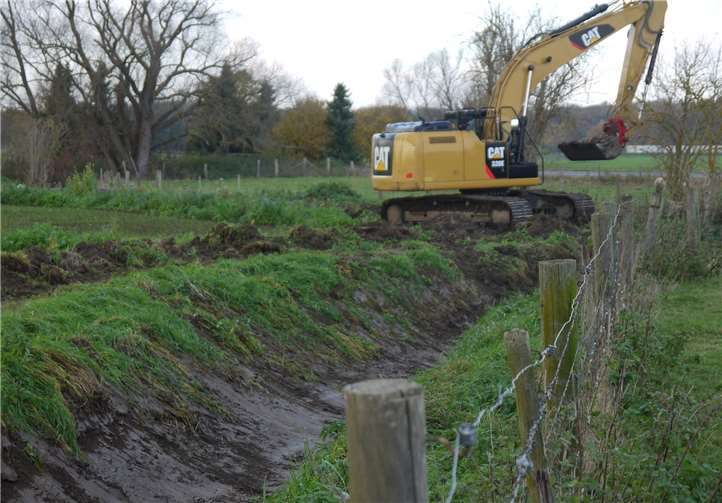 Die Strecke, auf der die Arbeiten stattfinden, zieht sich über vier Kilometer. privat