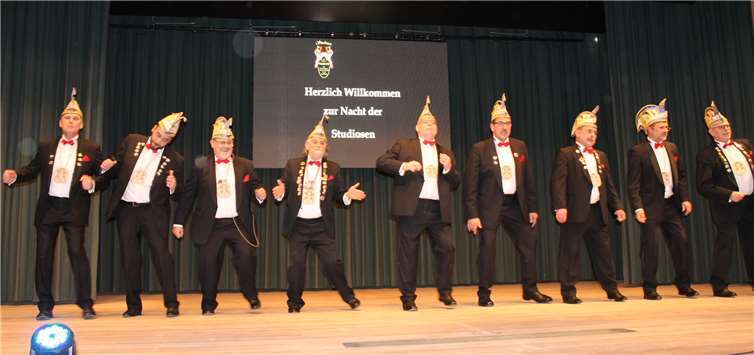 Die Studiosen des Vereins Akademie boten den Saalgästen wieder ein unterhaltsames Programm. LP