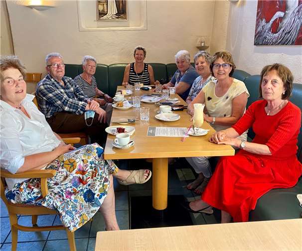 Die Swisttaler Frauen Union während der Veranstaltung „Hebammen im Wandel der Zeit“. Quelle: CDU Frauenunion Swisttal