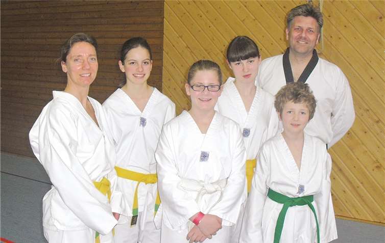 Die Taekwondo - Abteilung des TuWi Adenau e.V. nahm am 5. Viernheimer Breitensportlehrgang teil und erlebte neben Kampfsportinhalten auch allerhand „Action“.  Privat