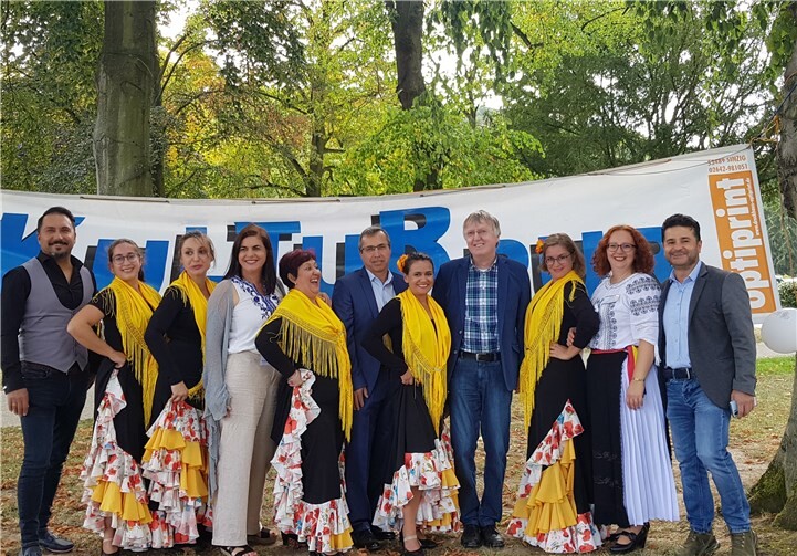 Die Tänzerinnen regten zum Mittanzen an.Fotos: privat