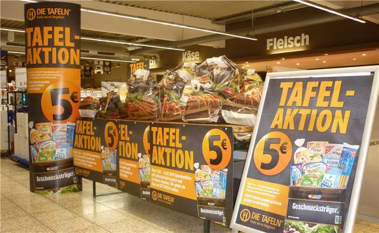 Die Tafel - Aktion des Treis-Kardener Edeka-Marktes war sehr erfolgreich.