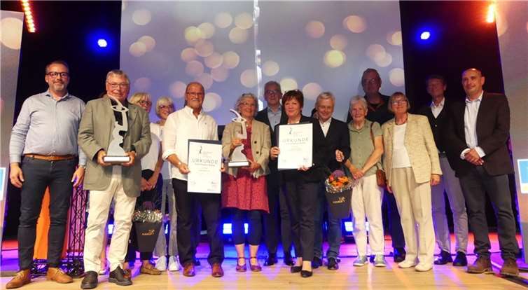 Die Tafel Koblenz und das Friedensmuseum „Brücke von Remagen“ teilen sich in diesem Jahr den 1. Preis, der mit jeweils 7.500 Euro dotiert war. Fotos: TE