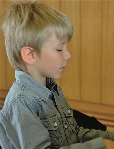 Die Talentförderschüler der Kreismusikschule geben ein Konzert im Pianohaus Flöck.privat