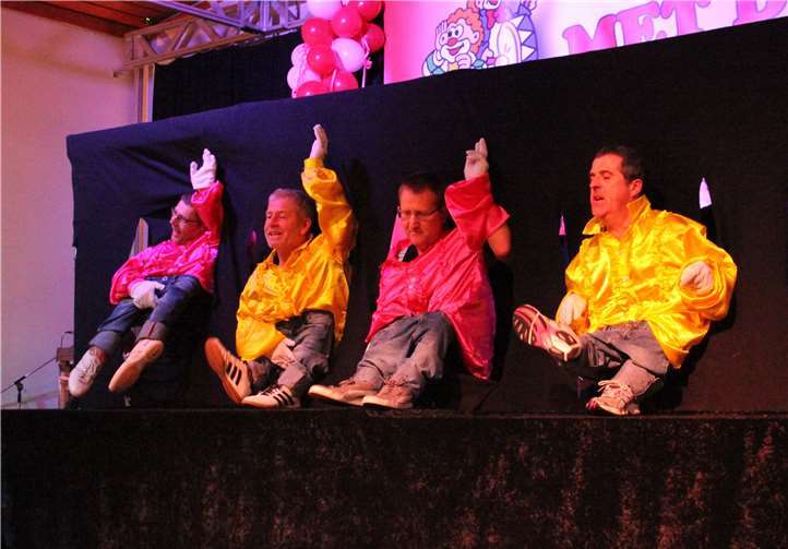 Die Tanz-Zwerge aus dem Rööpe Underground.