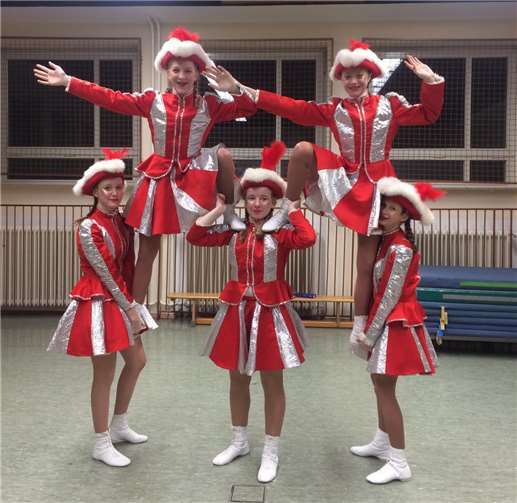 Die Tanzeinlagen brachten die Besucher in Stimmung.