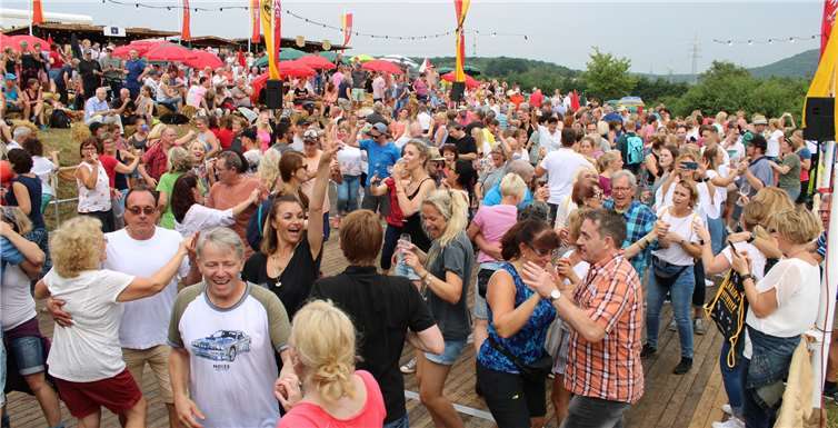 Die Tanzfläche war permanent stark frequentiert.