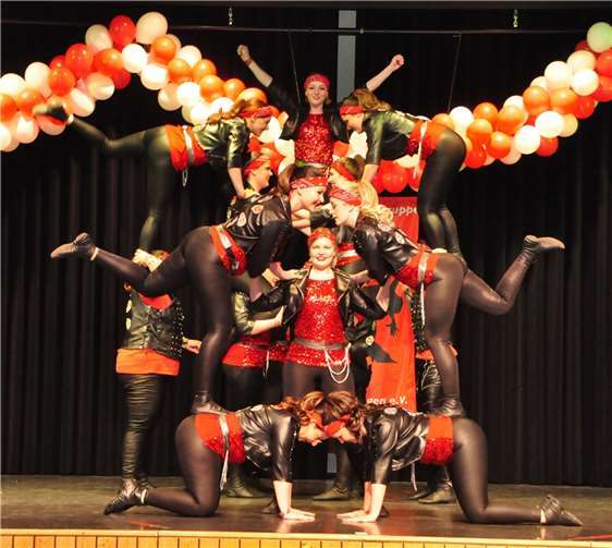 Die Tanzgruppe Ettringen mit ihrem Tanz „Rocker“.