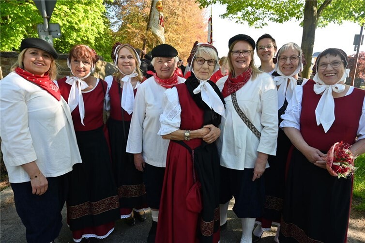 Die Tanzgruppe der TG Polch gab mit ihren herrlichen Kostümen ein prächtiges Bild ab.