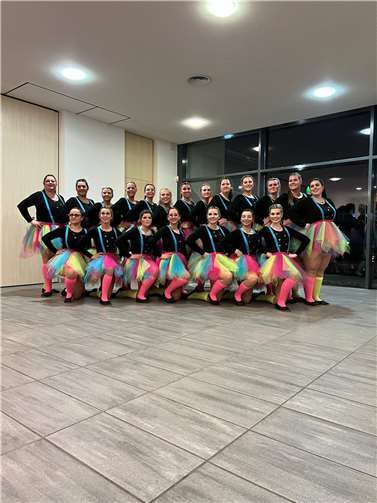 Die Tanzgruppen sorgten für tolle Unterhaltung.  Foto: Möhnenverein Urbar