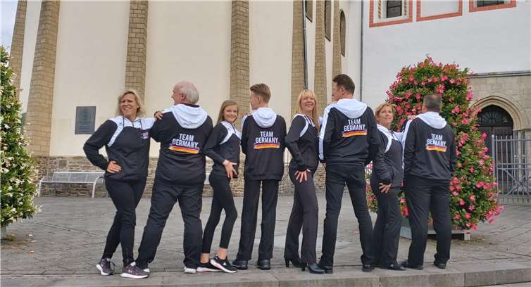 Die Tanzpaare der DJK-Bendorf.Foto: privat