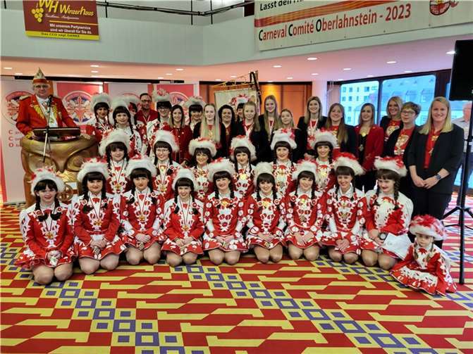 Die Tanzsportabteilung beim Empfang.